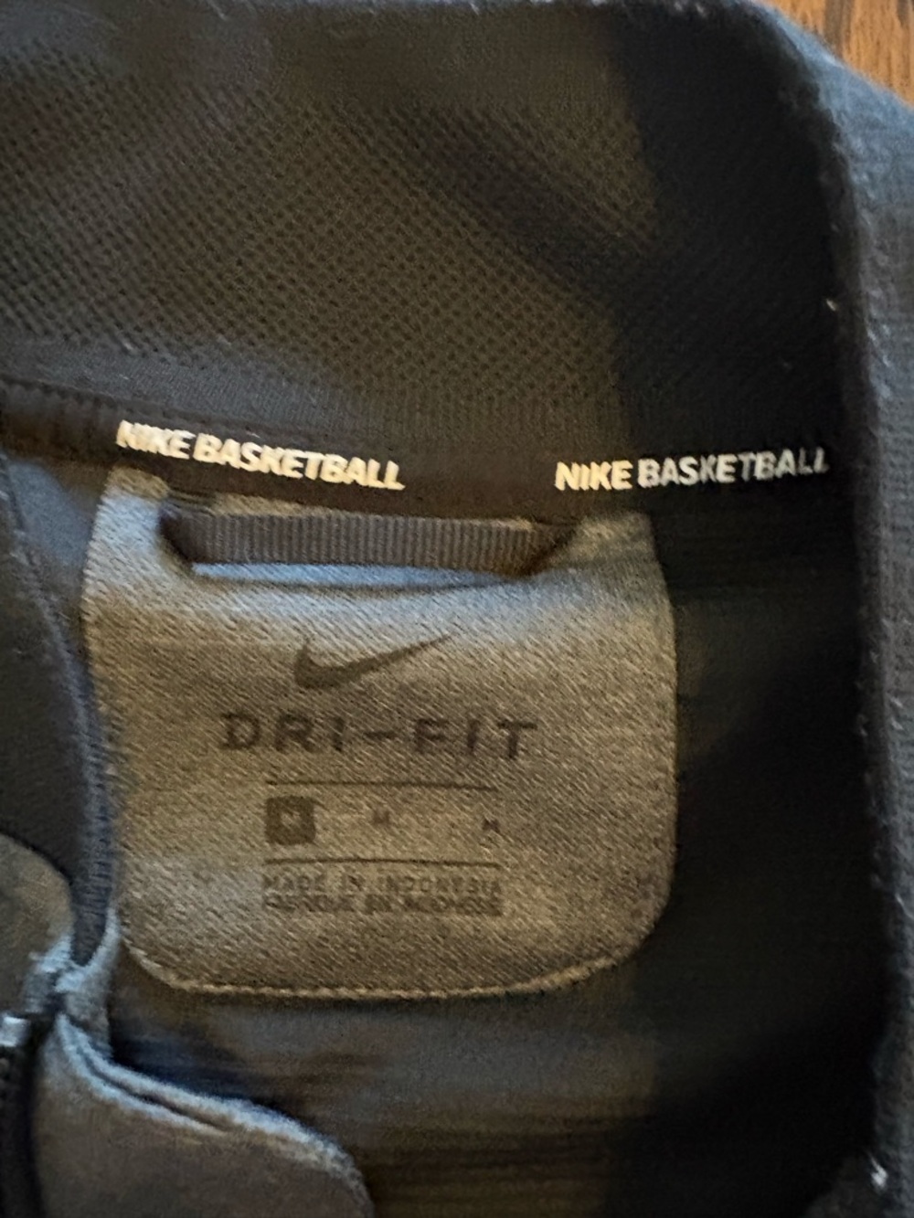 Nike Men's Gray Zip-Up Dri-FIT Sweater with Chest Pocket - Picture 2 of 3